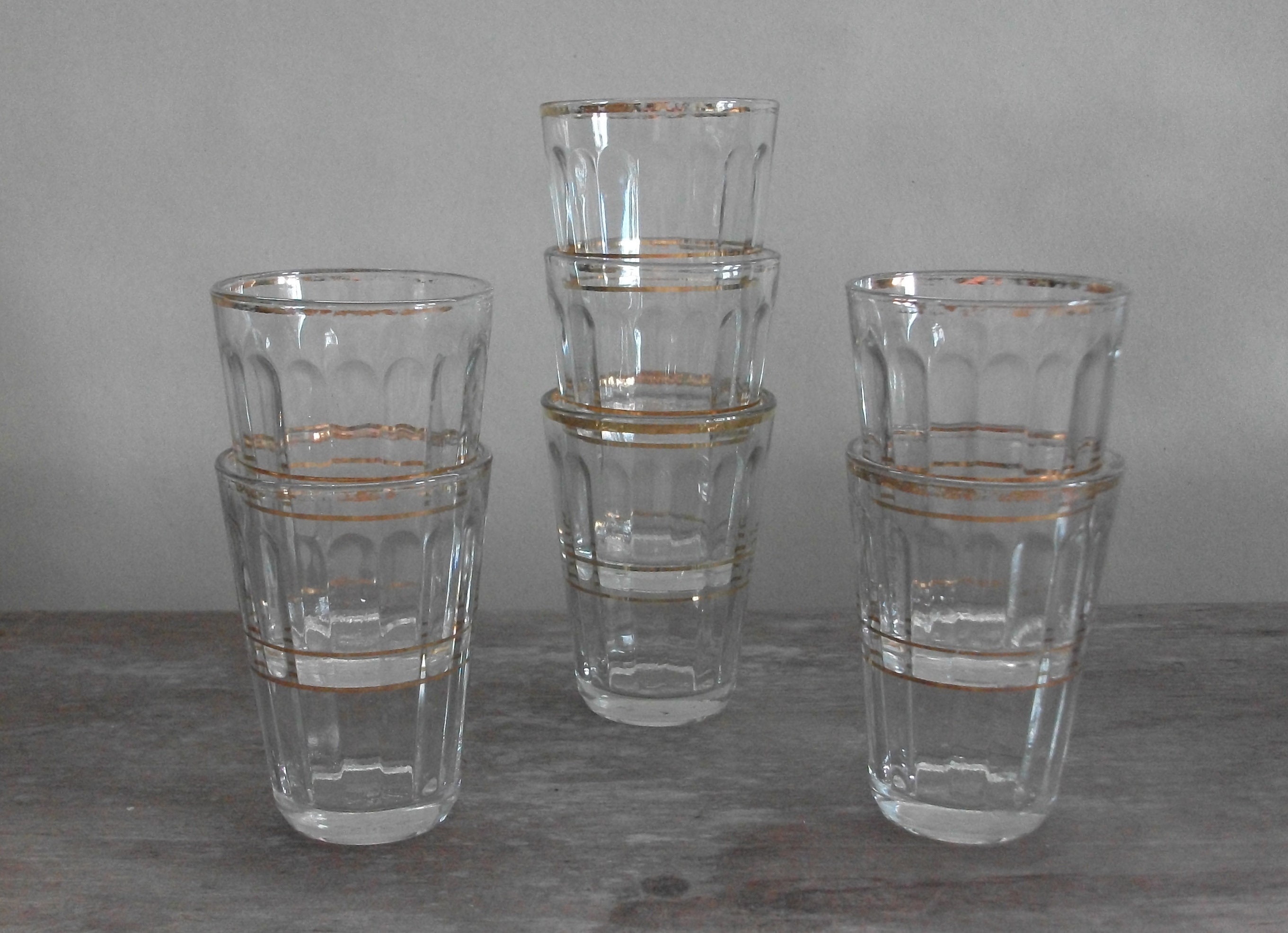 bron Munching levering aan huis Set of 7 Vintage Shot Glasses/ Mid-Century Drinkware/ Italian - Etsy België