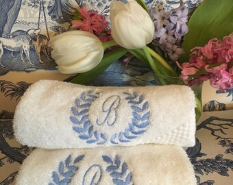 Embroidery hand towel