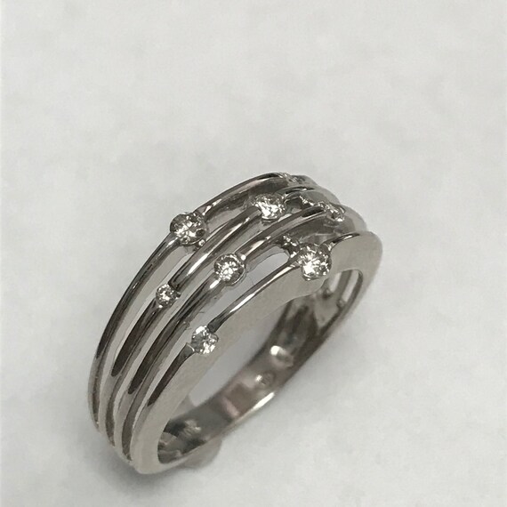 10 K White Gold Diamond Wedding Band. - image 2