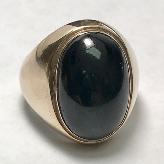 Black Star Sapphire Ring set in 10kt Yellow Gold - image 4