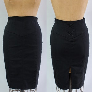 Y2K Gothic Black Skirt / Vintage Pencil Skirt / Femme / Women&#39;s Size 2