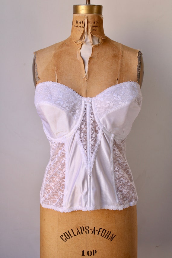 White Lace Bustier Bra / Size 42D / Vintage 1980s Sexy Longline Pinup  Corset / Carnival Brand