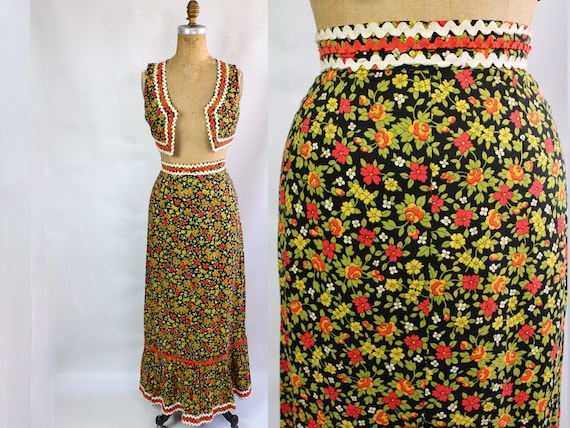 1970s Vintage Handmade Skirt & Bolero Top / 70s Boho / Hippie Floral Outfit / Vest / Femme / Women's