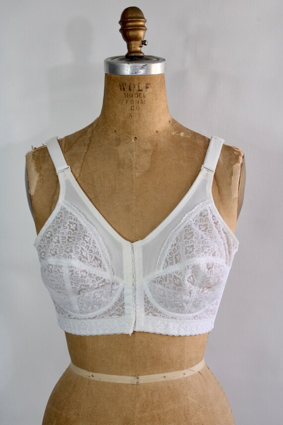 専用出品 【未使用】6 スーベニアピンとvintage bustier bra Vintage White Lace Bustier Bra / 1980s Sexy Pinup Boudoir Bra With