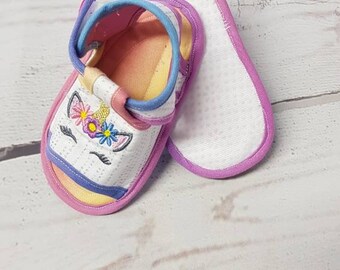 Super cute rainbow unicorn summer sandals. Baby girl 12-18 month