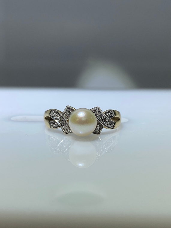 Pearl and Diamond Ring