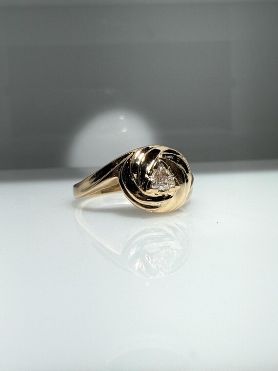 Trillion Shaped Diamond Ring - image 15