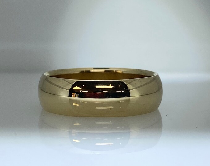 Plain Gold Wedding Band