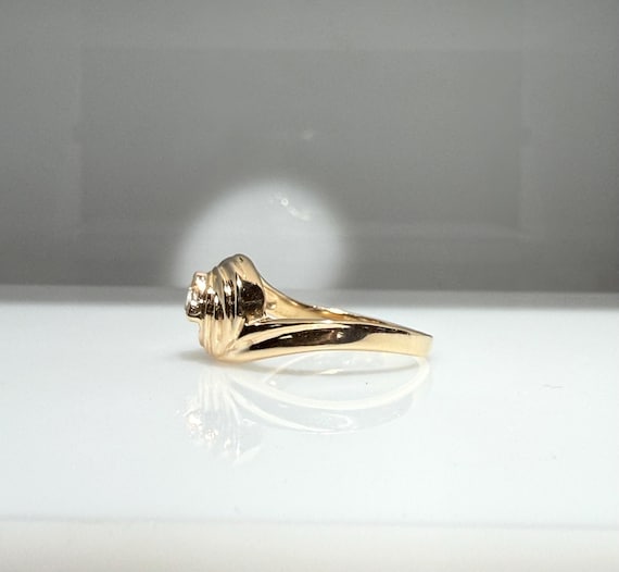 Trillion Shaped Diamond Ring - image 14