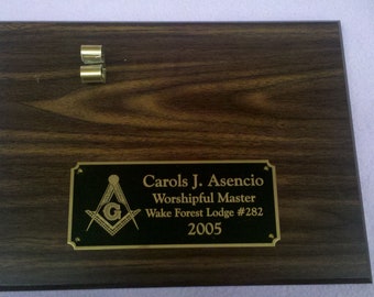 Masonic Walnut Finish Personalized 9 x 12 Plaque with Gavel Clip and Metal Black Plate/ which engraves to gold PLEASE READ DESCRIPTION