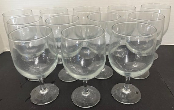 10 oz  Stackable Wine Glasses  (Sold in quanity of 12)