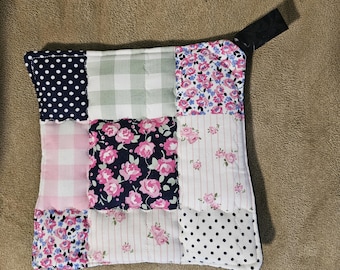 Floral Patchwork Potholder, Quilted Cotton, Heat Resistant