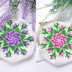 Makeup beaded bag, Floral wallet for women, TWO-SIDED crochet coin purse, Wedding accessories, Coin holder flower purse, Small womens wallet