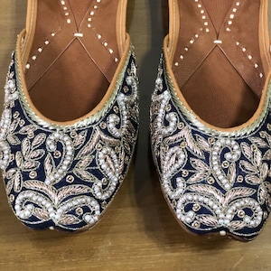 Blue wedding Shoes women, Indian Jutti, jutti flats, bridal Shoes flats, Women Mojaris, Women Khussa, bridesmaid gift, gift for her