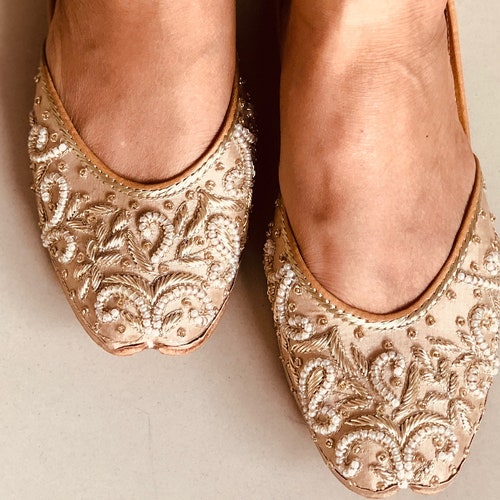 Gold Embroidered Party Shoes Gold Bridal Women Jutti Gold Etsy UK
