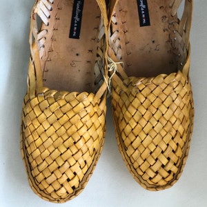 Womens woven mules, Criss Cross Leather women Shoes, Light Brown Women Flats, Women Slippers, Handmade Slippers, Casual Shoes, Indian shoes image 3