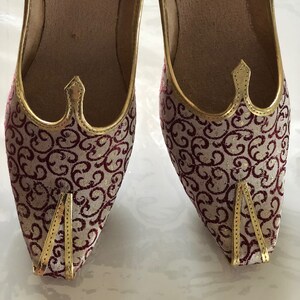 Gold Wedding Khussa Shoes for Men – Handmade Indian Juttis, Groom Footwear, Traditional Ethnic Slip-Ons image 2