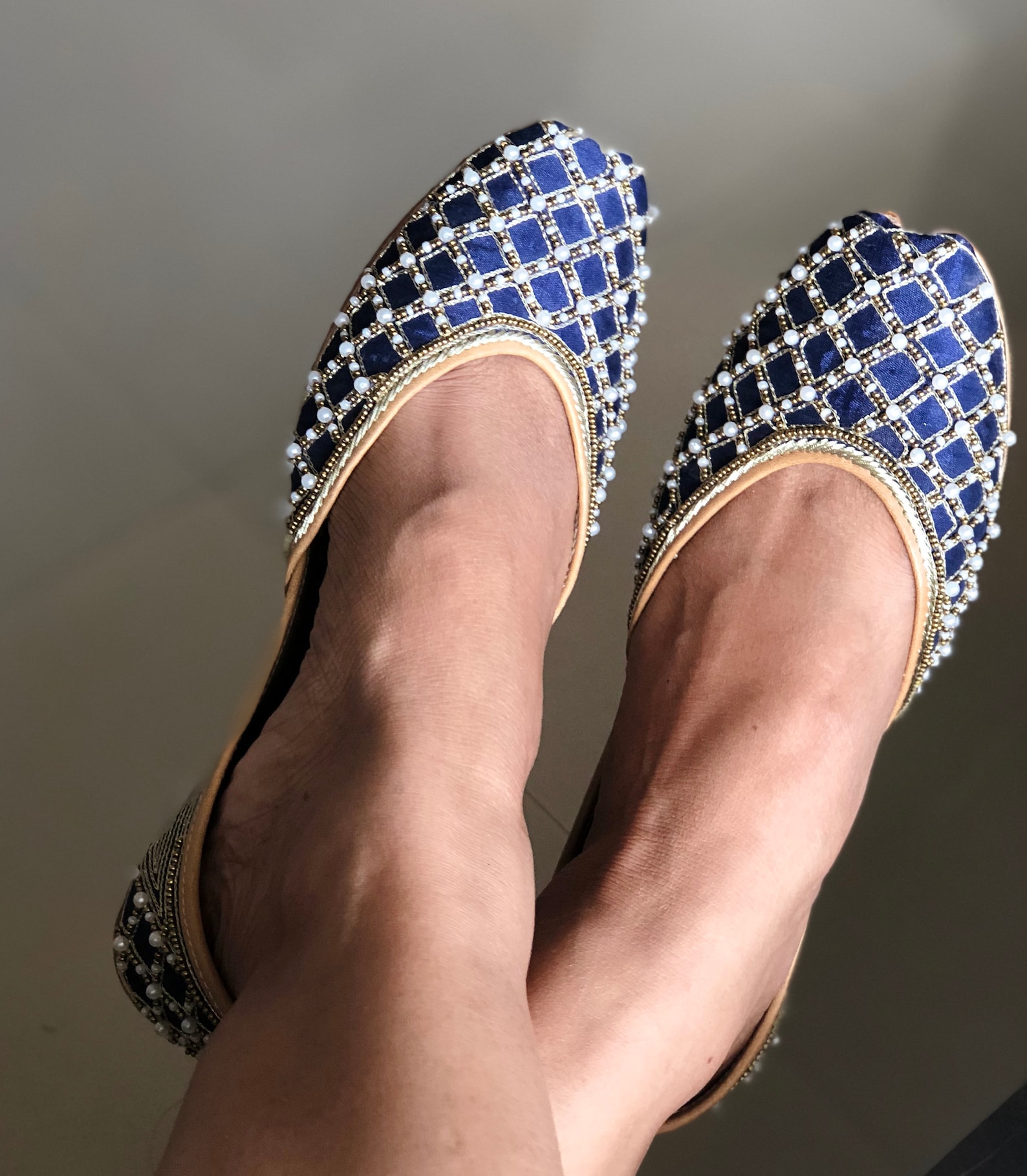 blue bridal shoes, indian ethnic juttis, embellished wedding shoes, white beaded punjabi juttis, indian footwear, blue ballet sh