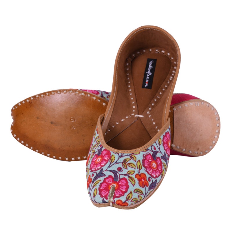 mojari shoes girl