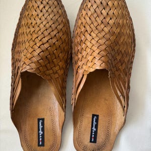 Men leather mules with sole support, kolhapuri men shoes, hippie sandals, Boho shoes, summer beach slides, Indian traditional shoes