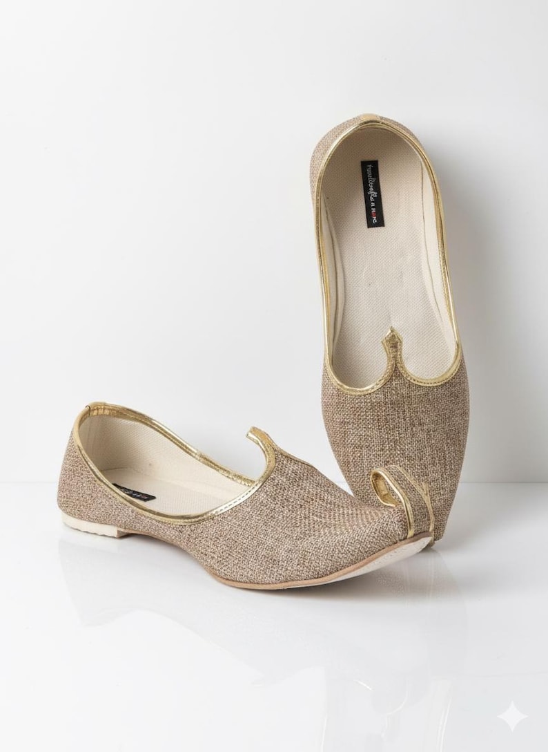 Braun & Gold Khussa Schuhe für Männer – Handgemachte indische Juttis, Hochzeit Party Schuhe, ethnische Slip-Ons Bild 1