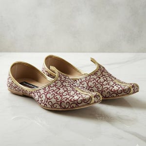 Gold Wedding Khussa Shoes for Men – Handmade Indian Juttis, Groom Footwear, Traditional Ethnic Slip-Ons image 1