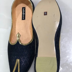 Blue Indian Wedding Shoes, Khussa Mens Flats, Mens Slippers and Juttis ...
