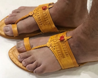 Handmade Brown Buffalo Leather Kolhapuri Chappals for Men – Traditional Indian Ethnic Sandals Summer Footwear