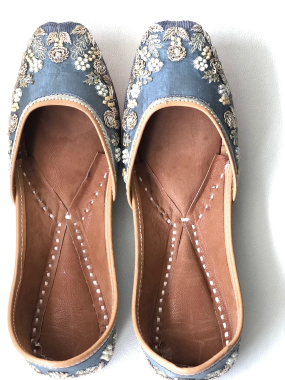 Bridal Shoe Flat Shoes for Women Punjabi Jutti Shoes With Beads Indian Women Khussa Grey Women Wedding Jutti Indian Women Mojaris Etsy