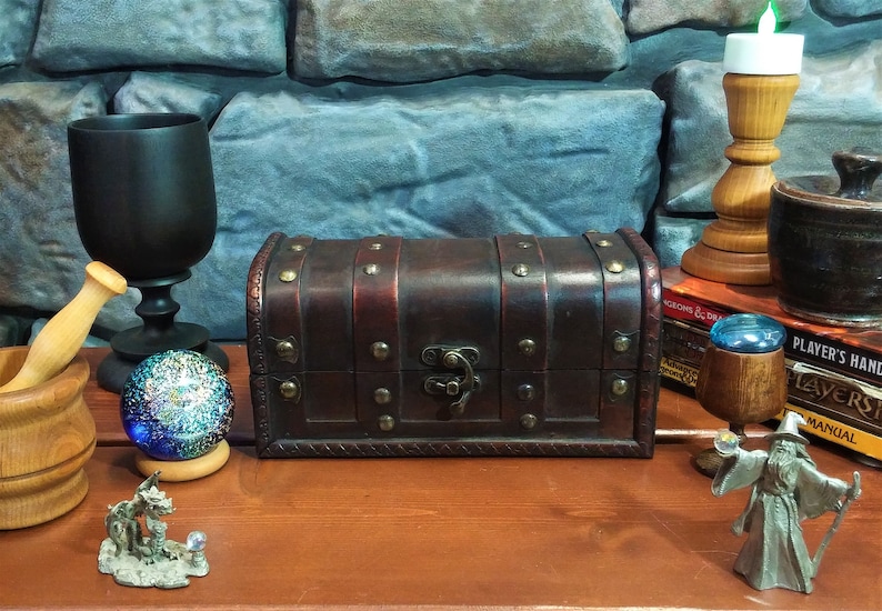 Dungeons and Dragons dice box D&D Treasure chest DND spell Etsy