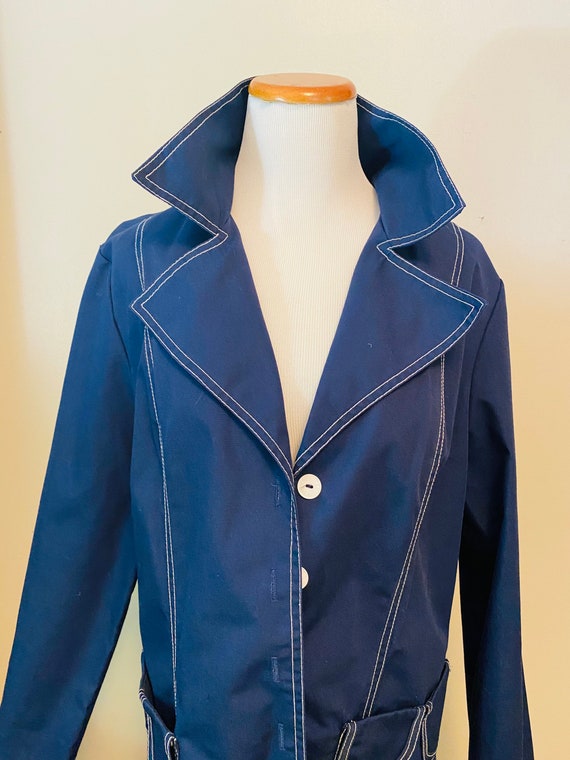 Vintage 1960’s Navy Trench/Rain Coat, White Trim,… - image 3