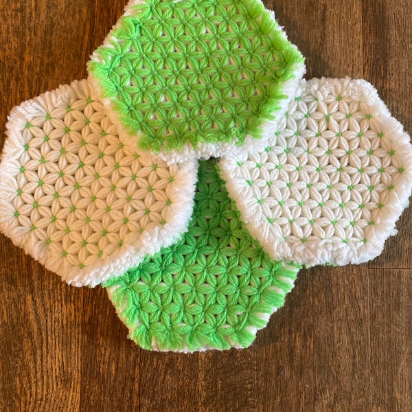 Vintage Crocheted Hot Pads/Doilies, Flower Pattern, Lime Green and White