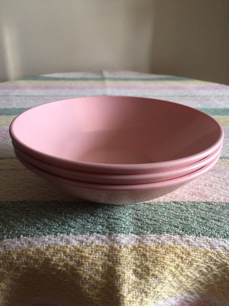 Set of Three Vintage Pink Melamine Fruit Dishes by Mallo-Belle by Mallory