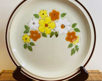 Vintage  Stoneware, Hand Painted Flower Garden  Collection, Dinner Plate,  Interpur Japan,