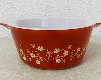 Pyrex Trailing Flowers Casserole Dish / 474 B Round Baking Dish ...
