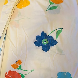 Vintage Floral Sheet, Whimsical Print, Flower Power Twin Fitted, Martex, No Iron