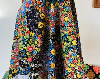 Vintage Shaw, Boho Flowers, Gypsy Print,  White Lace Edging