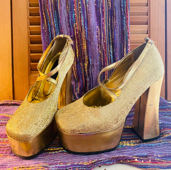 Vintage Platform Shoes, Gold Metallic, 1970’s, It… - image 1