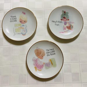 Vintage “Mom” Precious Moments  Enesco Miniature Plates, Wall Hangings, Set of Three
