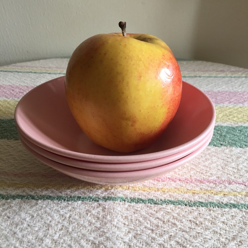 Set of Three Vintage Pink Melamine Fruit Dishes by Mallo-Belle by Mallory