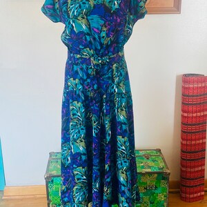 1980’s Floral Dress, Lucy Pellini  Tropical Garden Print  Dress, 100 % Rayon, Elastic Waist w/ Belt