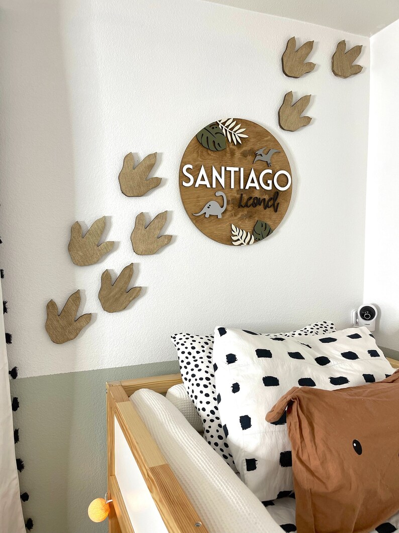 Wall Art | Dinosaur Nursery| round name sign | dinosaur name sign | baby name sign | boy nursery name | Boy name sign image 5