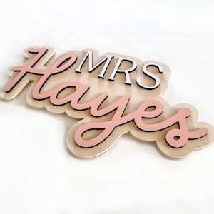 Teacher name sign, teacher appreciation gift, flower teacher sign, door hanger, teacher door sign, classroom door sign, teacher Christmas
