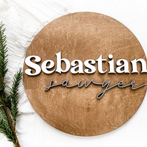 Nursery name sign, above crib sign, round name sign, custom name sign, boy name sign, boy nursery sign, nursery decor, baby name sign immagine 8