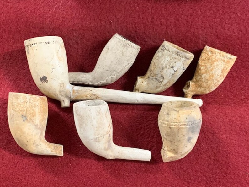 Clay pipes collection pastorpos