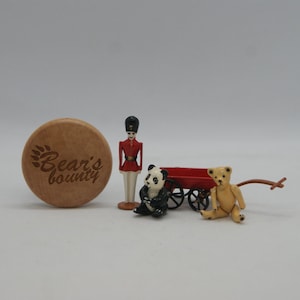 MINNIE MARIA 小さなテディベア ピンバッジ Minnie Maria Miniatures - Etsy