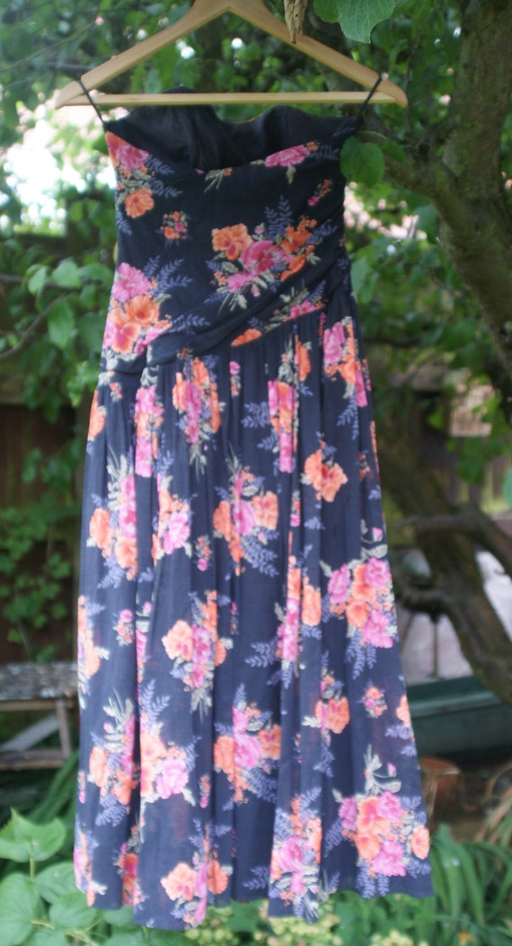 Laura Ashley vintage strapless dress - lined cott… - image 5