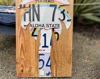 Hawaii License Plate Palm Tree Art on Reclaimed Wood