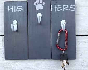 Sleutelrek pootafdruk voor hem en haar: houder van gerecycled hout