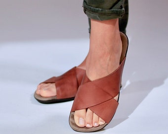 flat criss cross sandals